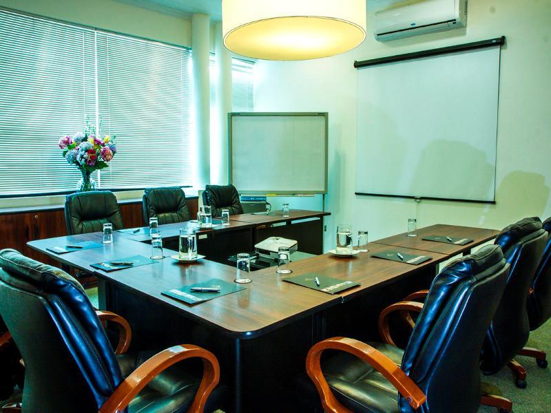 El Polo Apart Hotel & Suites Lima Extérieur photo
