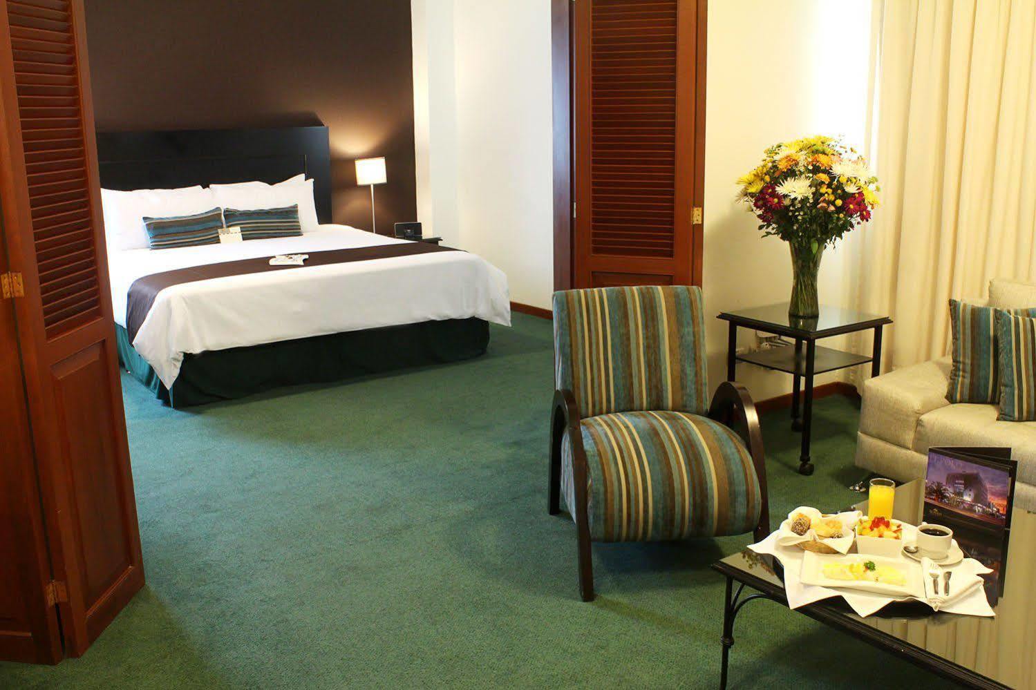 El Polo Apart Hotel & Suites Lima Extérieur photo
