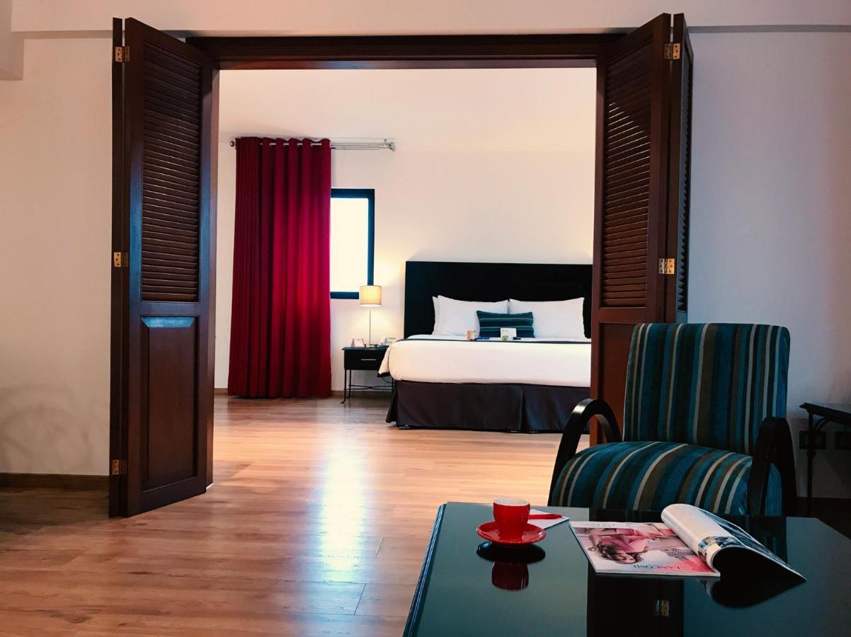 El Polo Apart Hotel & Suites Lima Extérieur photo